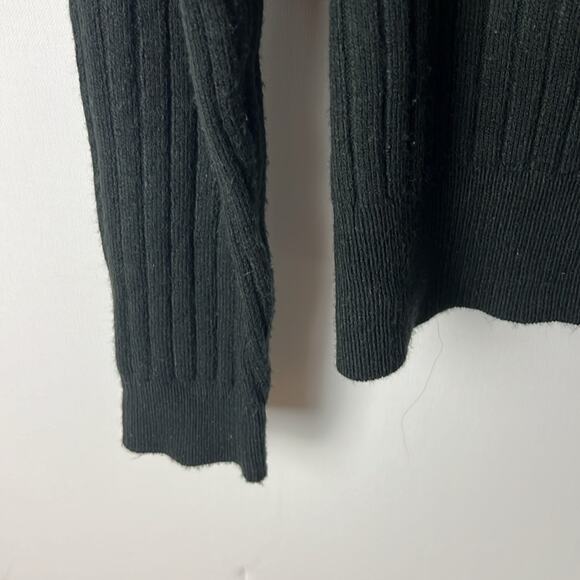 525 Sweater - Women’s Small‎ - Picture 5 of 8